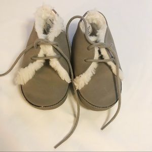 Janie and Jack Bootie Baby size 4 in gray